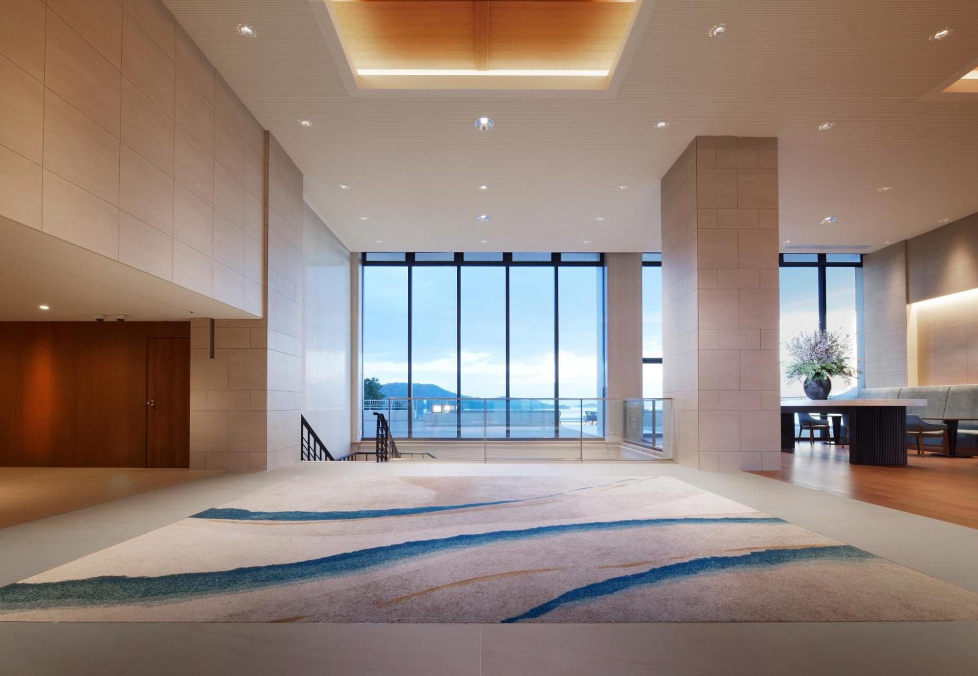 Toba International Hotel Exterior photo
